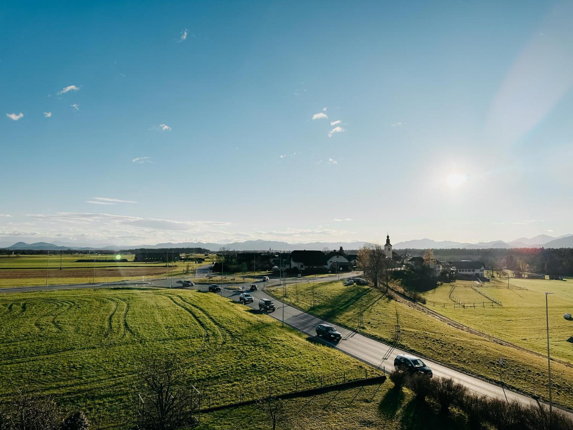 Hotel Oskar Zaplata Preddvor Exteriör bild